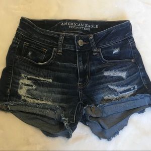 AMERICAN EAGLE 🦅 Distressed Jean Shorts